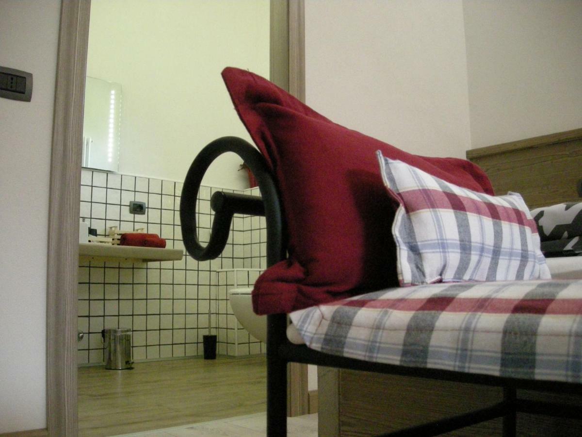 B&B Il Crocevia Teglio Εξωτερικό φωτογραφία