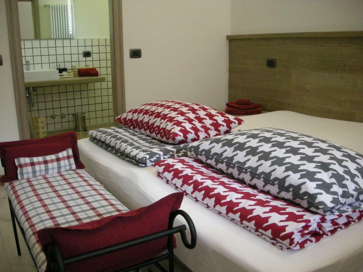 B&B Il Crocevia Teglio Εξωτερικό φωτογραφία